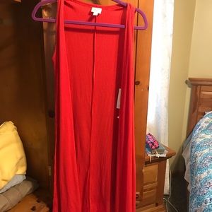 ❗️❗️FINAL PRICE❗️❗️LuLaRoe Red Joy size small